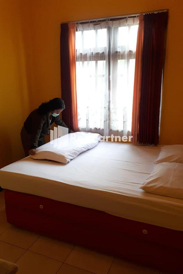 פסורואן Bromo Indah Lestari Homestay Mitra Reddoorz מראה חיצוני תמונה