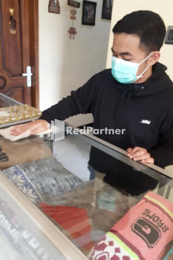 פסורואן Bromo Indah Lestari Homestay Mitra Reddoorz מראה חיצוני תמונה
